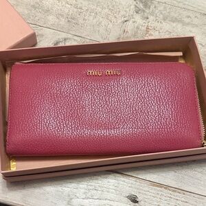 Miu Miu Rose Leather Zip Wallet